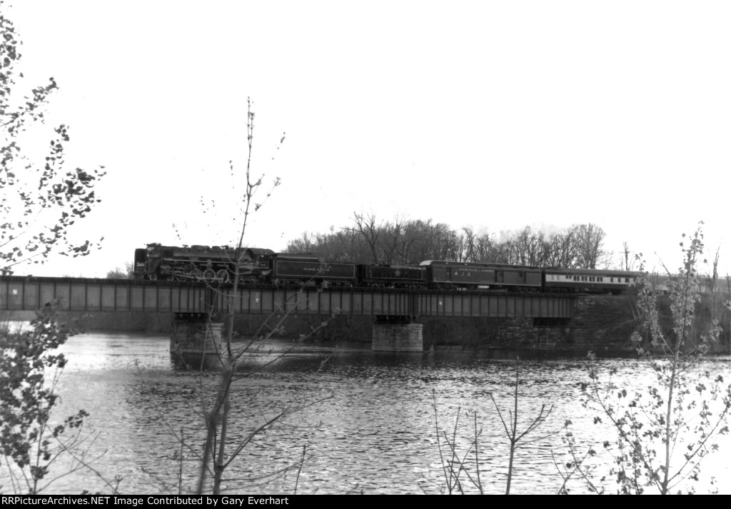 DH 4-8-4 #302 - Delaware & Hudson